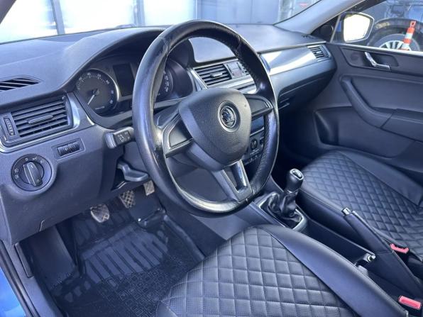 Skoda Rapid I с пробегом 2014 года, цена 880 000 рублей, 119991 км, лифтбек, Автокод Объявления