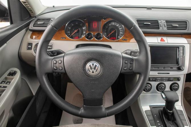 Volkswagen Passat B6 с пробегом 2007 года, цена 739 000 рублей, 221000 км, седан, Автокод Объявления