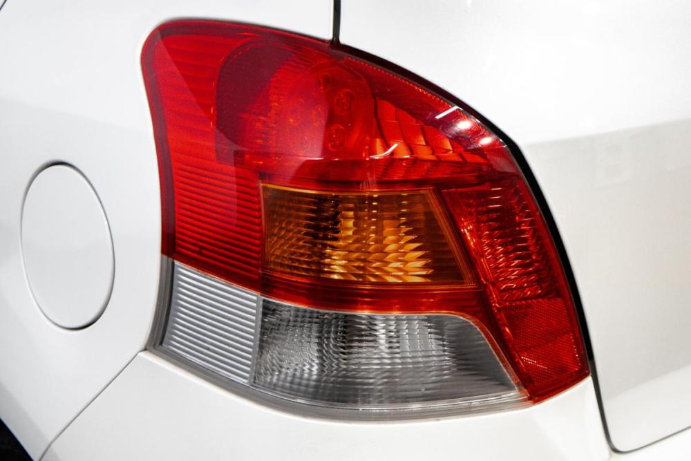 Toyota Vitz II (XP90) Барнаул  - изображение 9