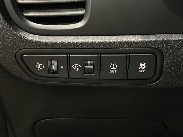 Kia Rio IV с пробегом 2020 года, цена 1 594 000 рублей, 78260 км, хэтчбек, Автокод Объявления