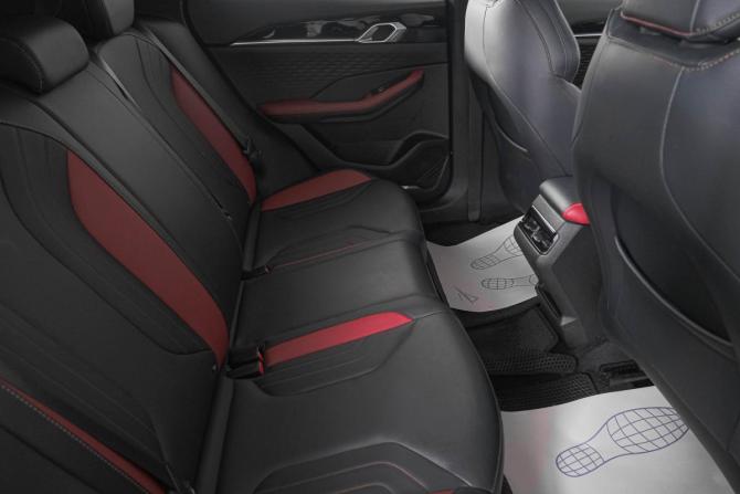 Geely Coolray I Рестайлинг с пробегом 2024 года, цена 2 329 000 рублей, 17000 км, внедорожник, Автокод Объявления