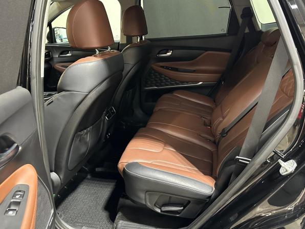 Hyundai Santa Fe IV Рестайлинг с пробегом 2021 года, цена 3 090 000 рублей, 130761 км, внедорожник, Автокод Объявления