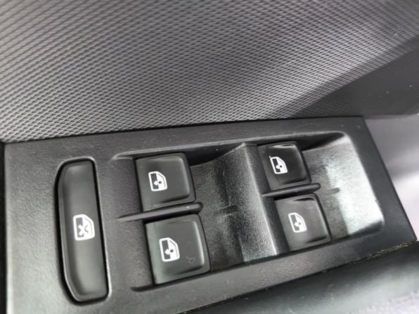 Skoda Rapid I с пробегом 2016 года, цена 935 000 рублей, 239471 км, лифтбек, Автокод Объявления