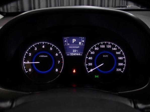 Hyundai Solaris I с пробегом 2013 года, цена 879 000 рублей, 224790 км, седан, Автокод Объявления