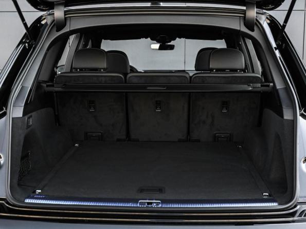 Audi Q7 II (4M) Рестайлинг 2 с пробегом 2025 года, цена 10 894 000 рублей, 35 км, внедорожник, Автокод Объявления