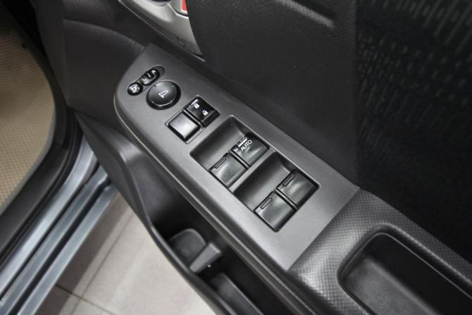 Honda Stepwgn IV Рестайлинг с пробегом 2012 года, цена 1 280 000 рублей, 292745 км, минивэн, Автокод Объявления