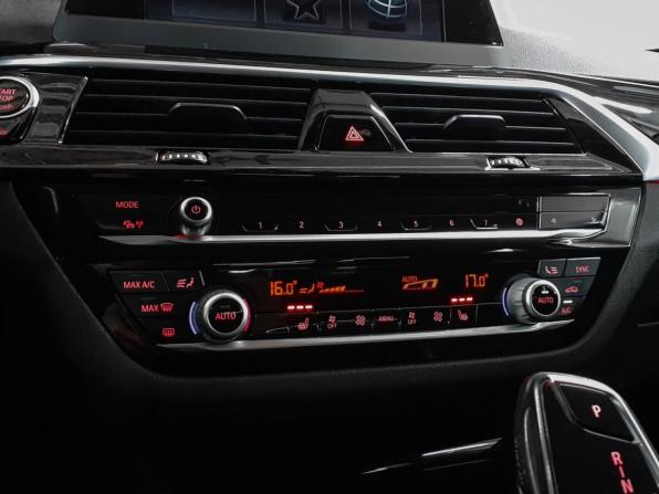 BMW 5 серии VII (G30/G31/G38) с пробегом 2017 года, цена 2 738 000 рублей, 174289 км, седан, Автокод Объявления