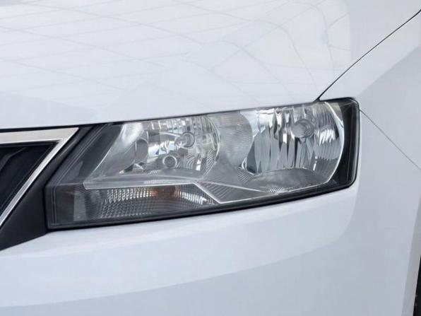 Skoda Rapid I с пробегом 2017 года, цена 897 000 рублей, 142061 км, лифтбек, Автокод Объявления