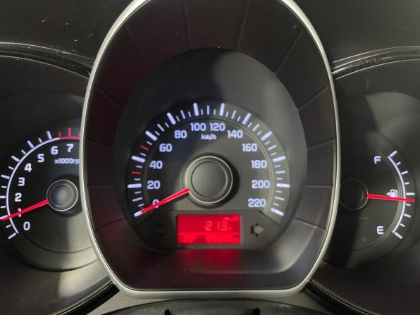 Kia Rio III Рестайлинг с пробегом 2016 года, цена 1 150 000 рублей, 122730 км, седан, Автокод Объявления