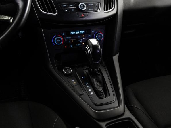 Ford Focus III Рестайлинг с пробегом 2019 года, цена 1 299 000 рублей, 121479 км, хэтчбек, Автокод Объявления