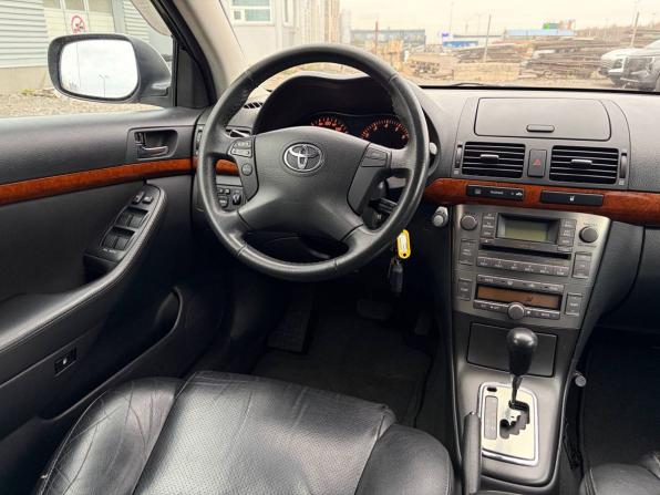 Toyota Avensis II с пробегом 2006 года, цена 595 000 рублей, 275000 км, седан, Автокод Объявления