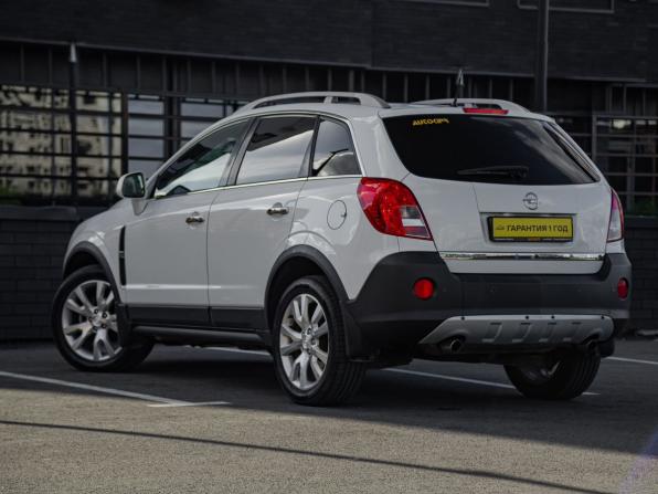 Opel Antara I Рестайлинг с пробегом 2012 года, цена 1 250 000 рублей, 143000 км, внедорожник, Автокод Объявления