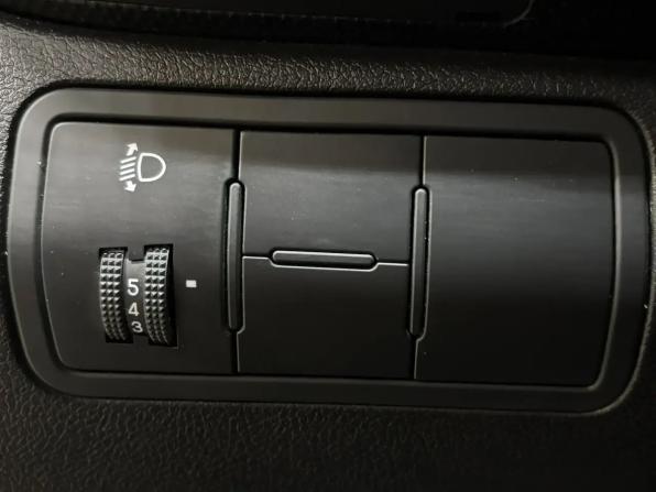 Hyundai Solaris I Рестайлинг с пробегом 2015 года, цена 1 077 000 рублей, 101000 км, седан, Автокод Объявления