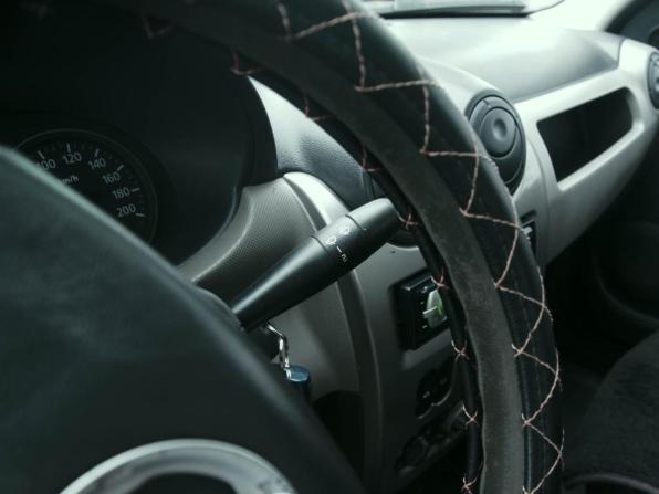 Renault Logan I Рестайлинг с пробегом 2010 года, цена 400 000 рублей, 227023 км, седан, Автокод Объявления
