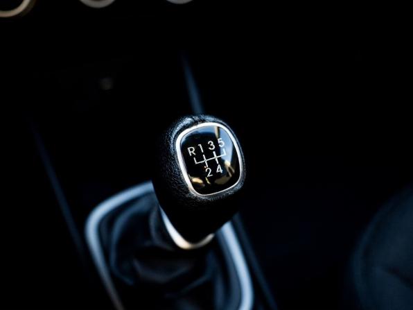 Kia Rio III Рестайлинг с пробегом 2016 года, цена 985 000 рублей, 162590 км, хэтчбек, Автокод Объявления