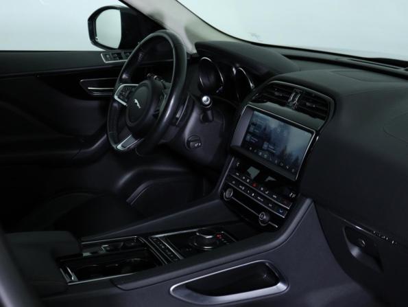 Jaguar F-Pace I с пробегом 2019 года, цена 2 700 000 рублей, 94947 км, внедорожник, Автокод Объявления