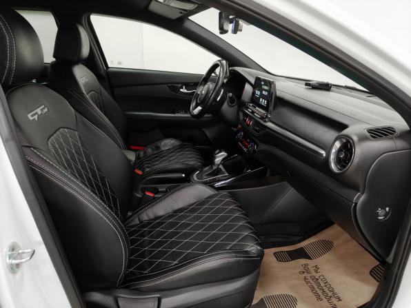 Kia Cerato IV с пробегом 2021 года, цена 1 920 000 рублей, 88681 км, седан, Автокод Объявления