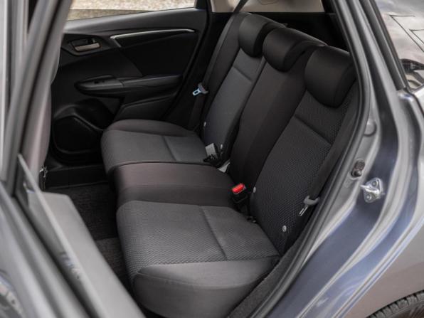 Honda Fit III Рестайлинг с пробегом 2018 года, цена 1 129 000 рублей, 156004 км, хэтчбек, Автокод Объявления