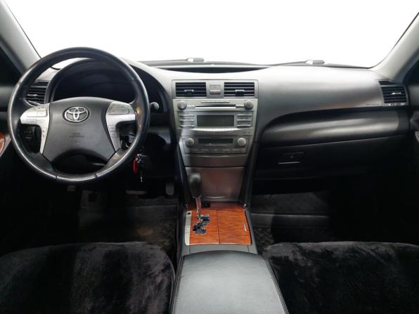 Toyota Camry VI (XV40) Рестайлинг с пробегом 2011 года, цена 1 095 000 рублей, 260000 км, седан, Автокод Объявления