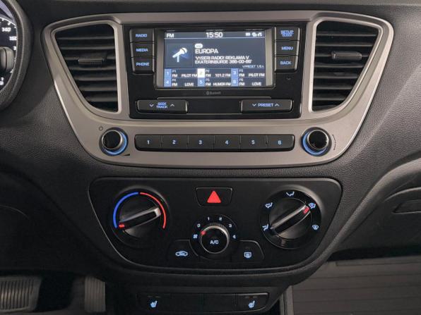 Hyundai Solaris II Рестайлинг с пробегом 2021 года, цена 1 625 000 рублей, 47106 км, седан, Автокод Объявления