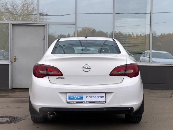 Opel Astra J Рестайлинг с пробегом 2013 года, цена 899 000 рублей, 144330 км, седан, Автокод Объявления