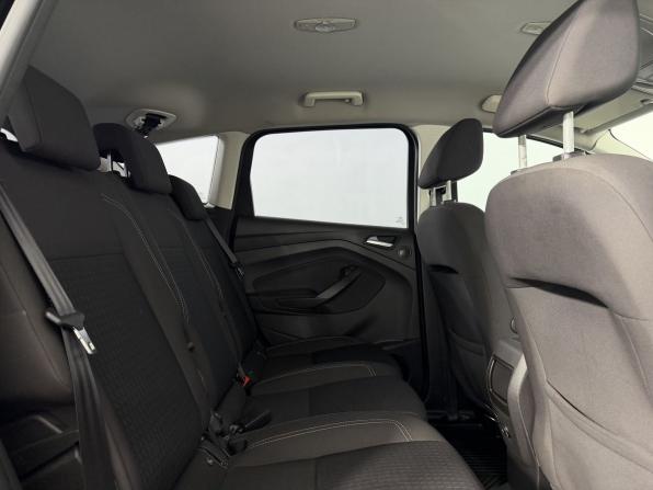 Ford C-MAX II Рестайлинг с пробегом 2019 года, цена 1 300 000 рублей, 170000 км, компактвэн, Автокод Объявления