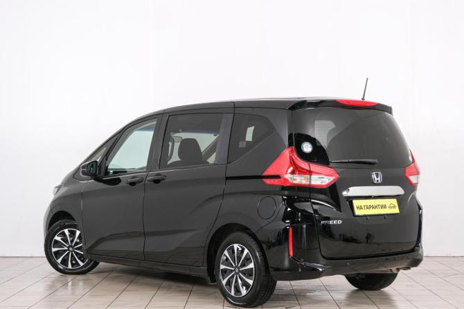 Honda Freed II Рестайлинг с пробегом 2020 года, цена 1 459 000 рублей, 127000 км, компактвэн, Автокод Объявления