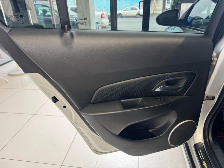 Chevrolet Cruze I Екатеринбург  - изображение 8