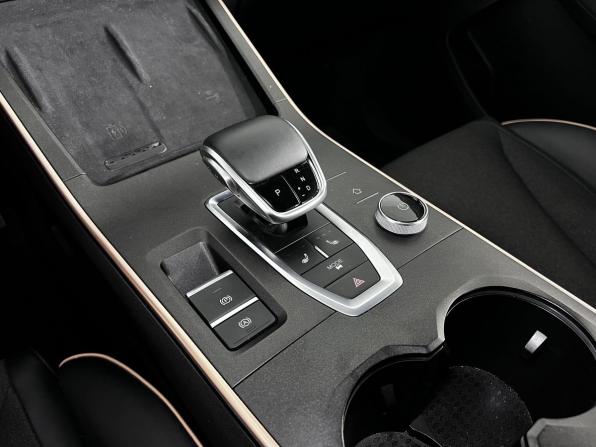 Omoda C5 I Рестайлинг с пробегом 2024 года, цена 1 970 000 рублей, 38956 км, внедорожник, Автокод Объявления