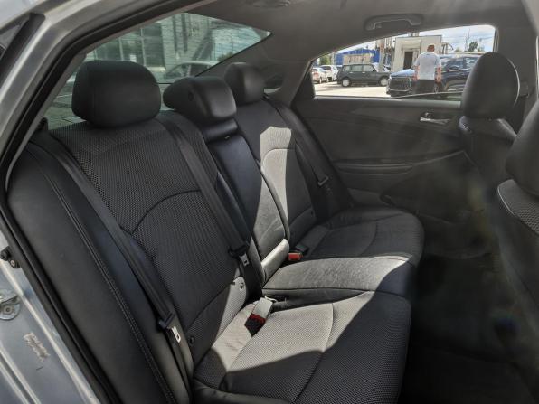 Hyundai Sonata VI (YF) с пробегом 2010 года, цена 1 049 000 рублей, 187824 км, седан, Автокод Объявления