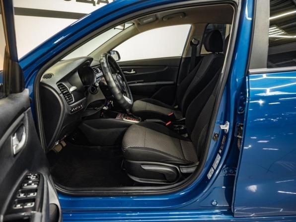 Kia Rio IV с пробегом 2018 года, цена 1 079 000 рублей, 147223 км, седан, Автокод Объявления