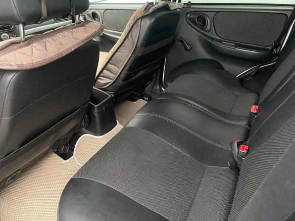 Chevrolet Niva I Рестайлинг с пробегом 2013 года, цена 490 000 рублей, 207398 км, внедорожник, Автокод Объявления