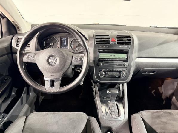 Volkswagen Jetta V с пробегом 2010 года, цена 525 000 рублей, 312272 км, седан, Автокод Объявления