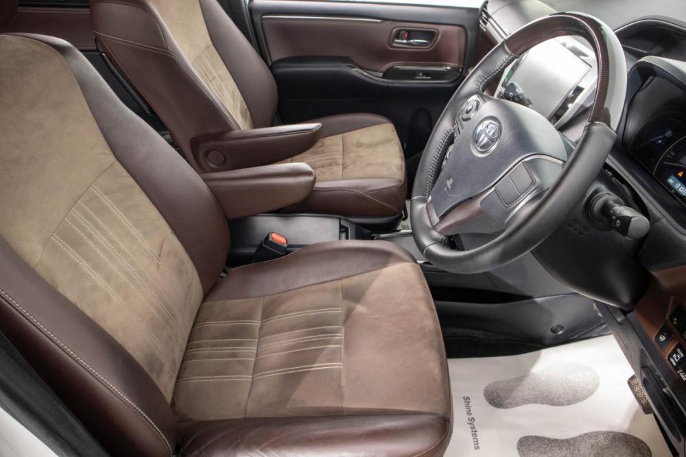 Toyota Esquire I Рестайлинг Барнаул  - изображение 12