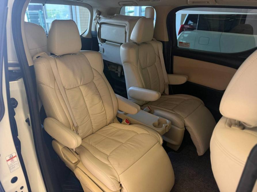 Toyota Alphard III Рестайлинг Челябинск  - изображение 20