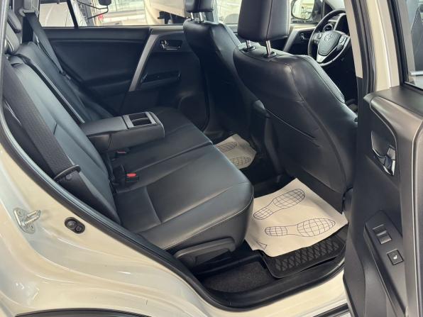 Toyota RAV4 IV (XA40) Рестайлинг с пробегом 2016 года, цена 2 180 000 рублей, 165697 км, внедорожник, Автокод Объявления