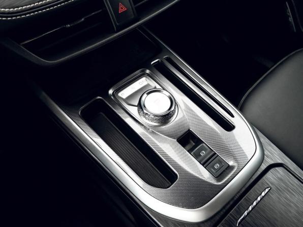 Haval Jolion I Рестайлинг с пробегом 2023 года, цена 2 149 000 рублей, 37305 км, внедорожник, Автокод Объявления