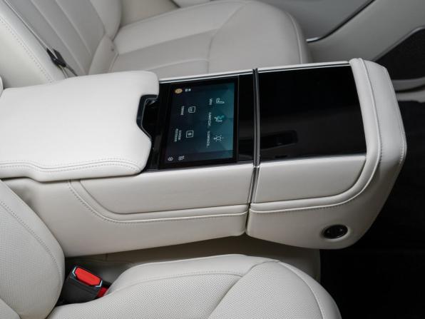 Новый Land Rover Range Rover V 2026 года, цена 28 490 000 рублей, внедорожник, Автокод Объявления