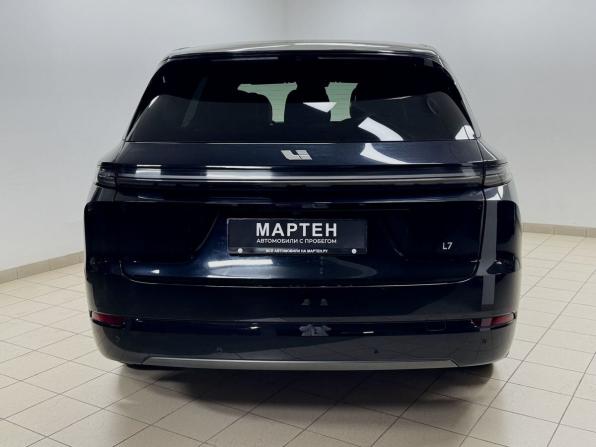 Li Auto (Lixiang) L7 I Рестайлинг с пробегом 2024 года, цена 6 300 000 рублей, 58110 км, внедорожник, Автокод Объявления