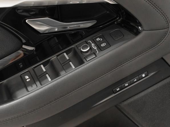 Land Rover Range Rover Evoque II с пробегом 2019 года, цена 4 170 000 рублей, 175922 км, внедорожник, Автокод Объявления