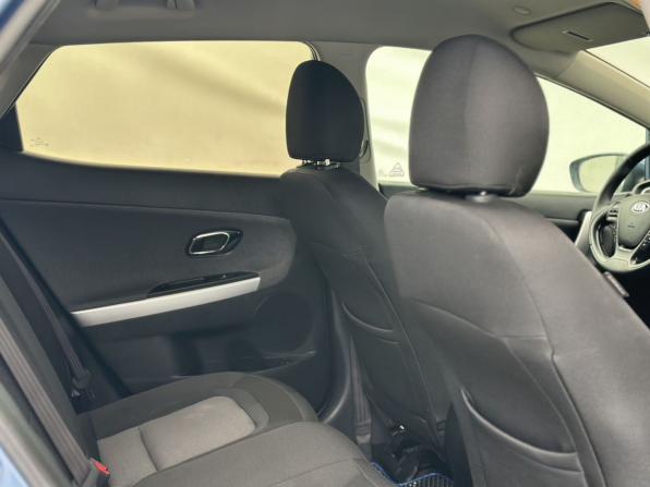 Kia Ceed II с пробегом 2013 года, цена 1 080 000 рублей, 175503 км, хэтчбек, Автокод Объявления