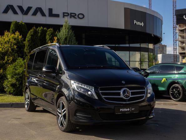 Mercedes-Benz V-Класс III (W447) с пробегом 2018 года, цена 4 990 000 рублей, 107933 км, минивэн, Автокод Объявления