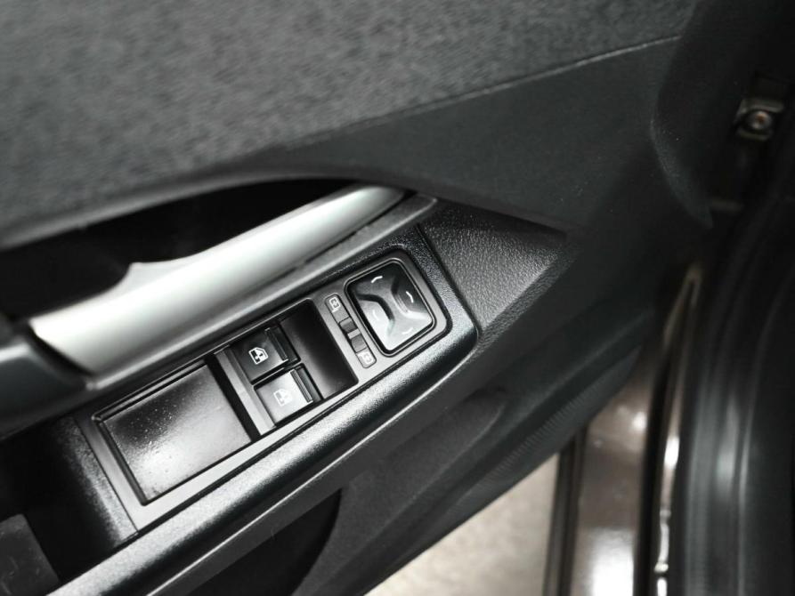 Lada (ВАЗ) Vesta I Екатеринбург  - изображение 13