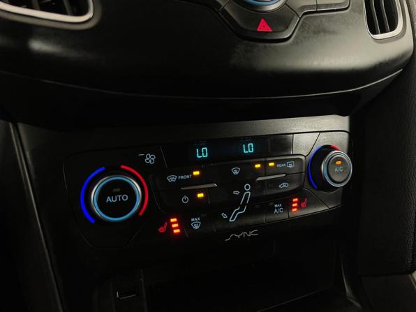 Ford Focus III Рестайлинг с пробегом 2016 года, цена 940 000 рублей, 166347 км, хэтчбек, Автокод Объявления