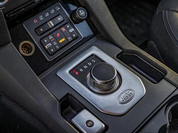 Land Rover Discovery IV с пробегом 2013 года, цена 1 589 000 рублей, 274710 км, внедорожник, Автокод Объявления