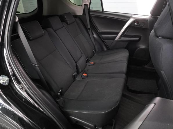 Toyota RAV4 IV (XA40) Рестайлинг с пробегом 2018 года, цена 2 655 000 рублей, 97022 км, внедорожник, Автокод Объявления