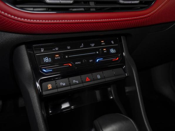 Skoda Kodiaq I Рестайлинг с пробегом 2023 года, цена 4 195 000 рублей, 17960 км, внедорожник, Автокод Объявления