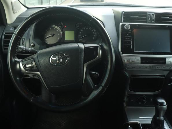 Toyota Land Cruiser Prado 150 Series Рестайлинг 2 с пробегом 2019 года, цена 4 290 000 рублей, 149845 км, внедорожник, Автокод Объявления