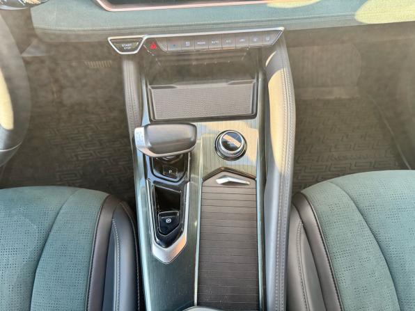 Geely Monjaro I с пробегом 2024 года, цена 3 449 000 рублей, 31936 км, внедорожник, Автокод Объявления