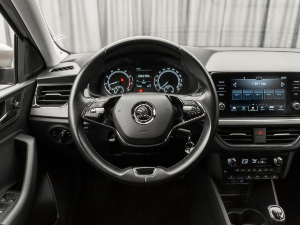 Skoda Rapid II с пробегом 2020 года, цена 1 390 000 рублей, 110819 км, лифтбек, Автокод Объявления